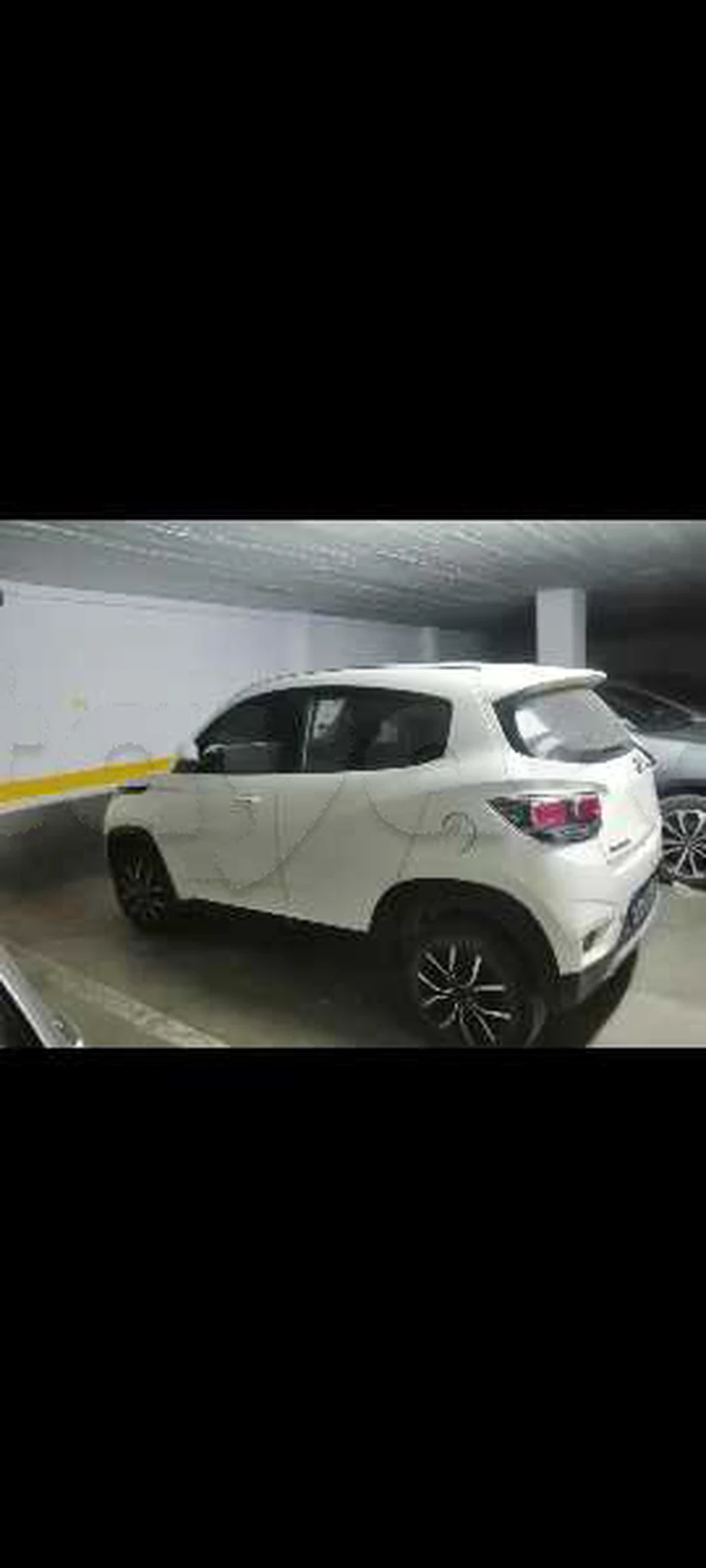 Carte voiture Mahindra Hover