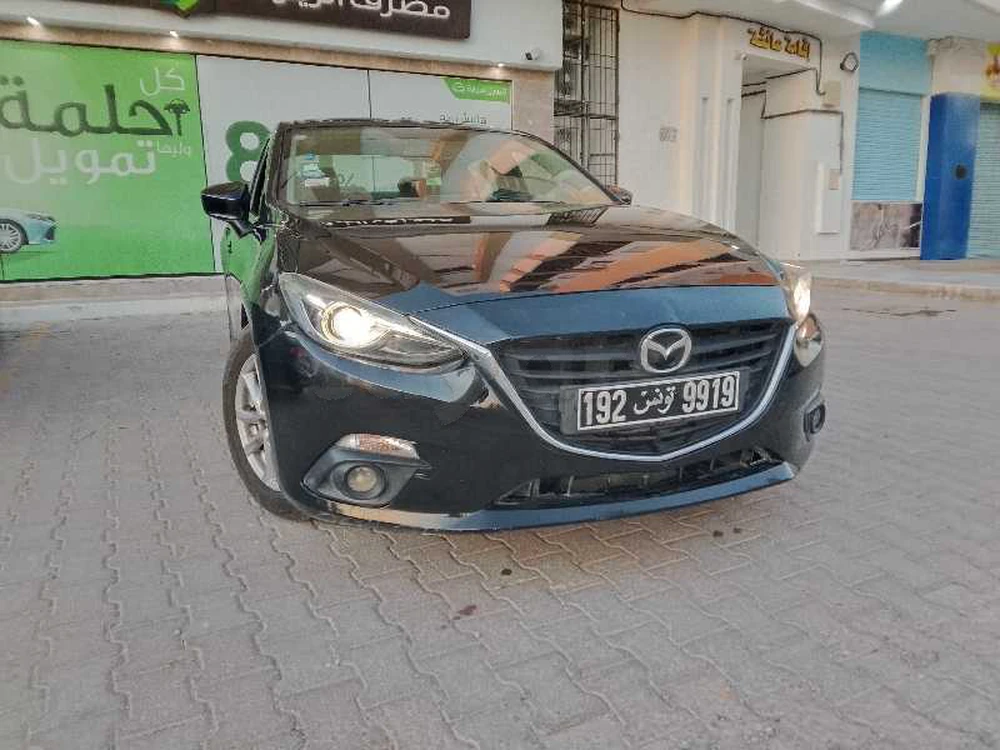 Carte voiture Mazda 3