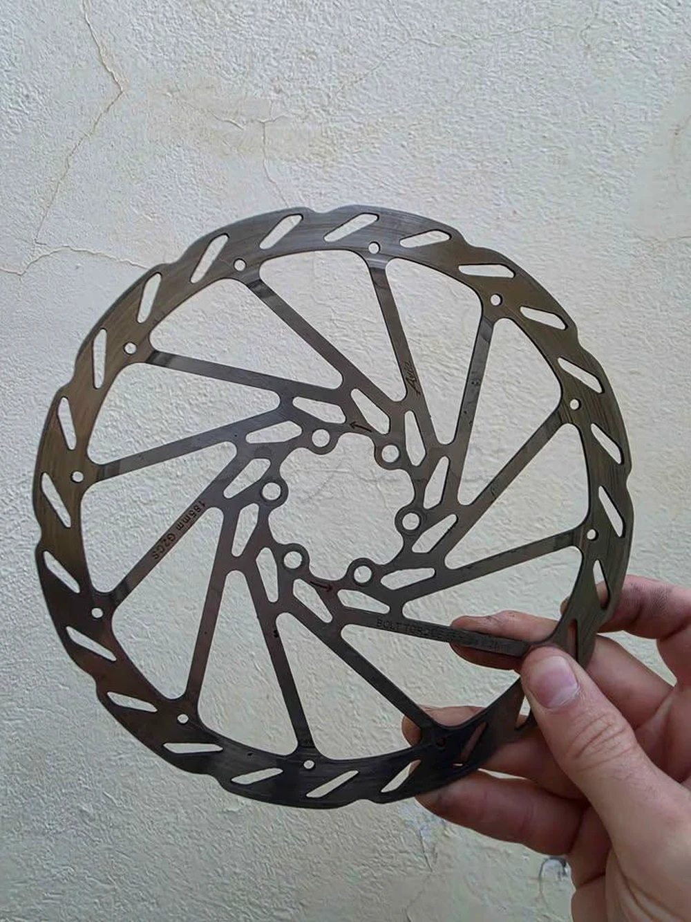 Disque vélo 185mm neuf