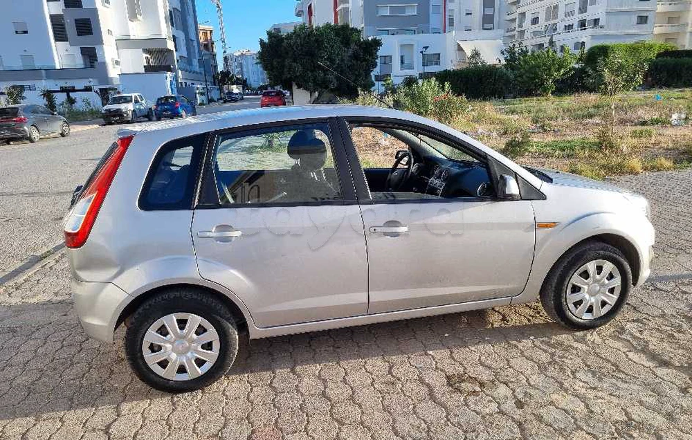 Carte voiture Ford Fiesta