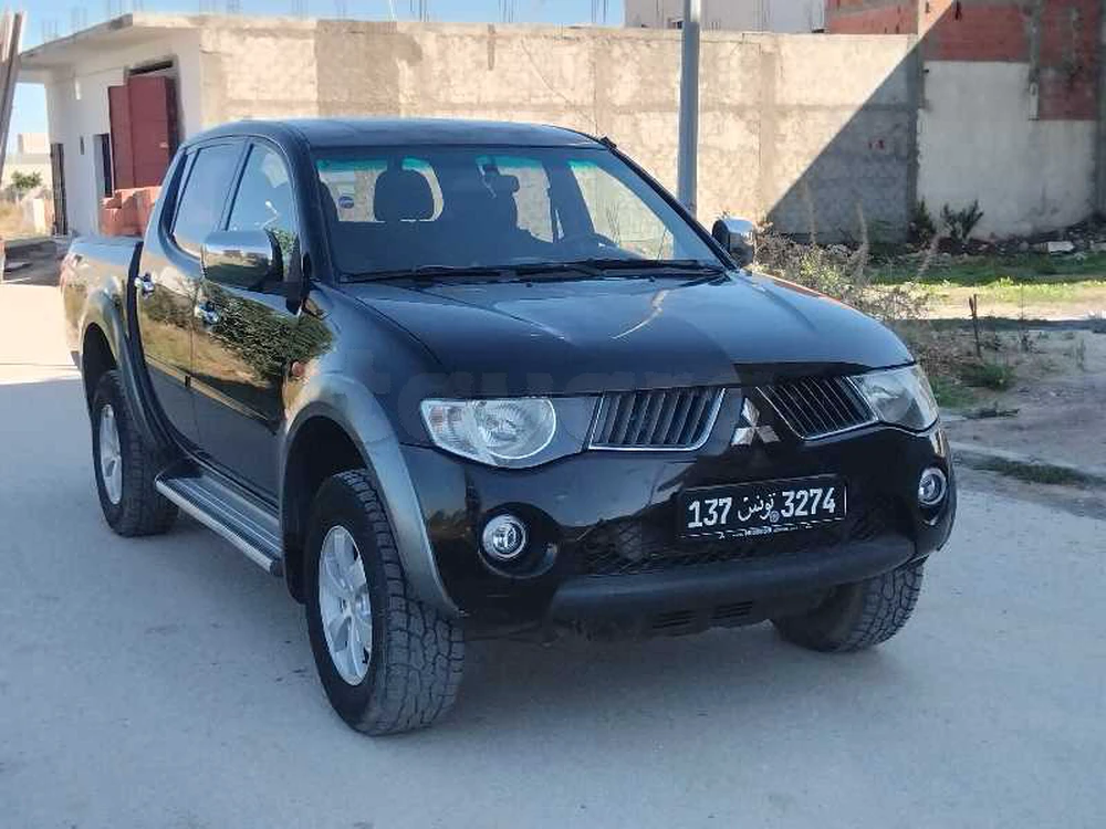 Carte voiture Mitsubishi L200