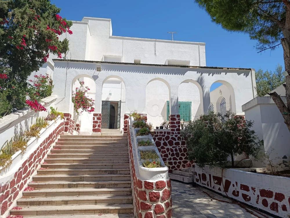 À vendre Maison + studio indépendant à Hammam Lif