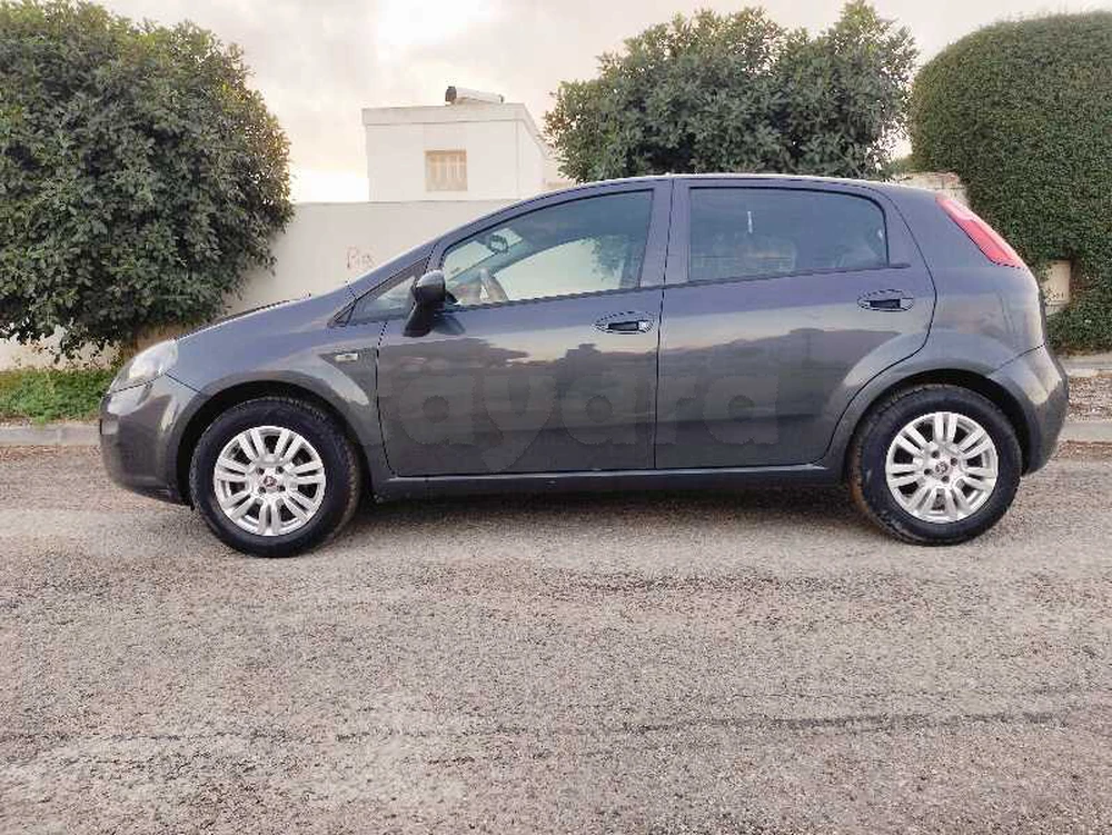 Carte voiture Fiat Grande Punto