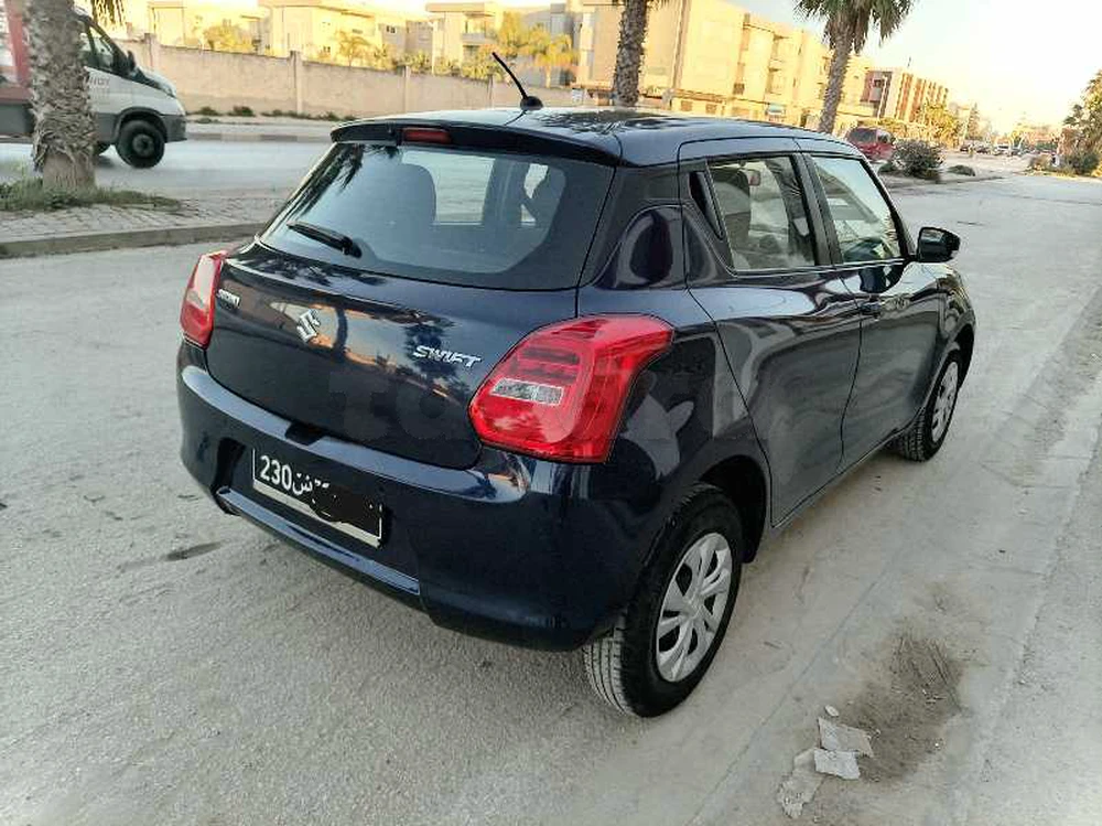 Carte voiture Suzuki Swift