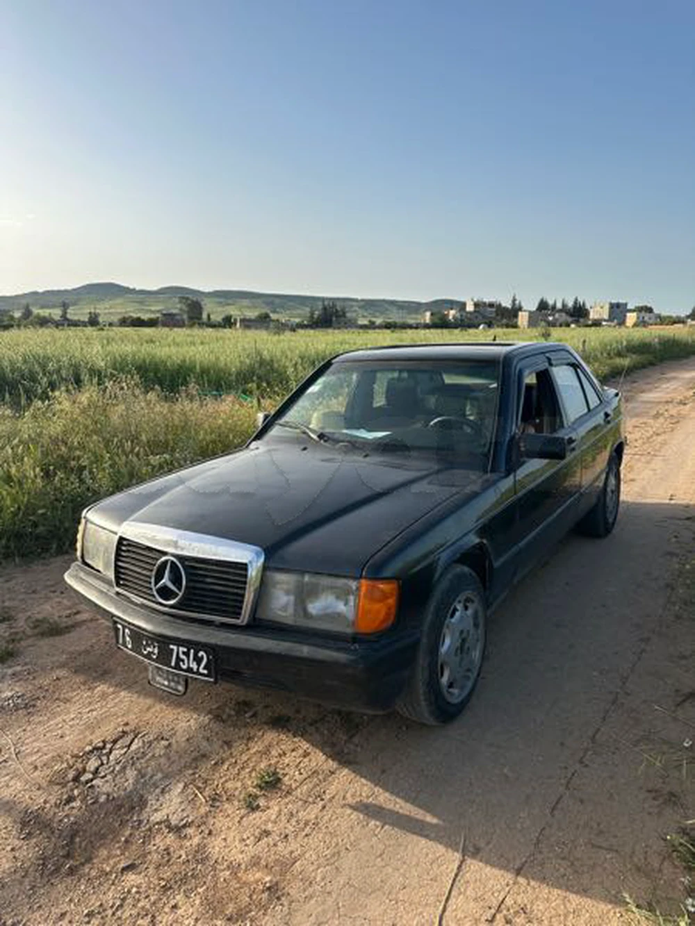 Mercedes-Benz 190