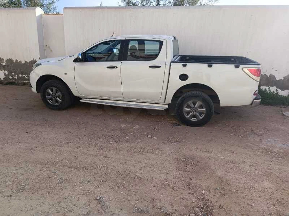 Carte voiture Mazda BT-50
