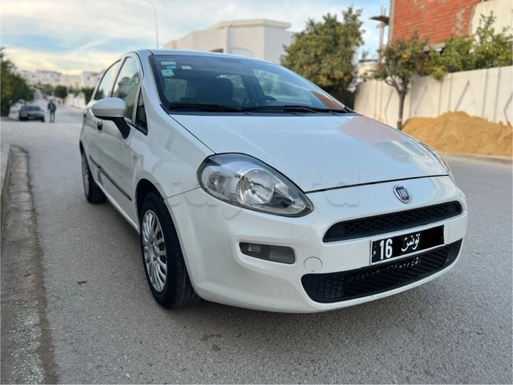 Carte voiture Fiat Grande Punto