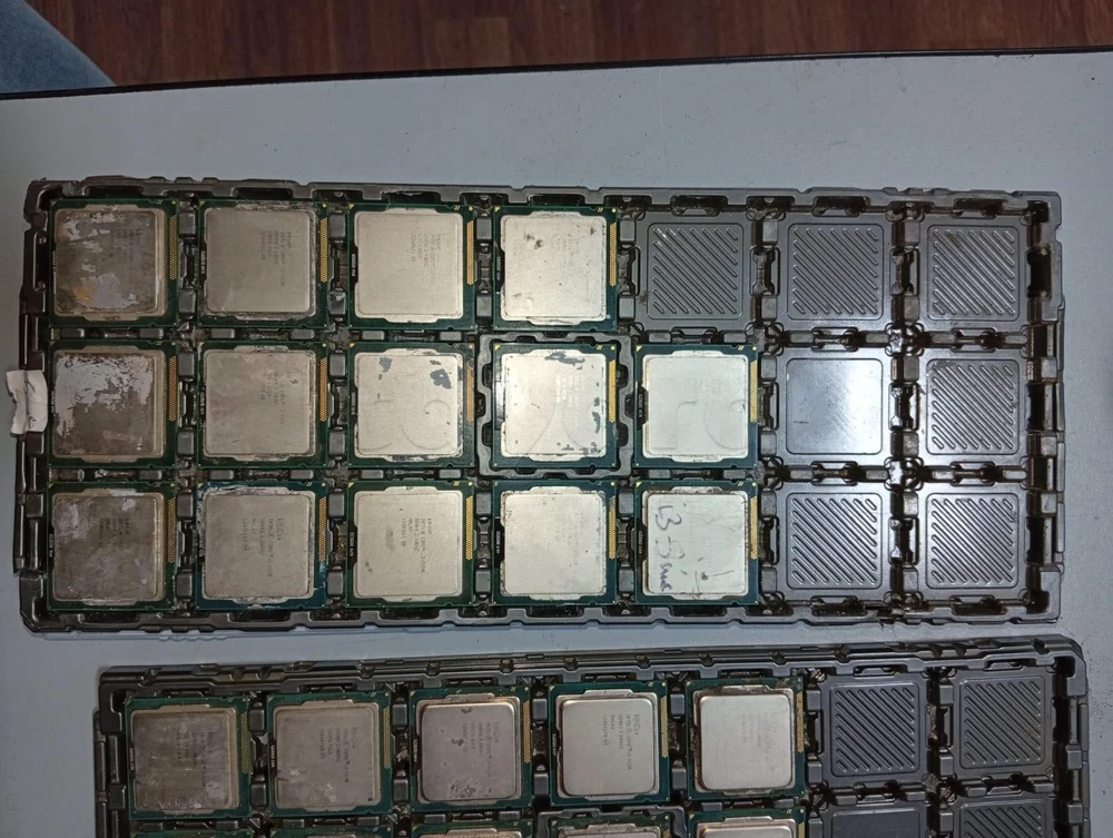 Processeurs Intel Core i3 LGA 1156 / LGA 1155 (i3-540, i3-2120, i3-3220, i3-3240)