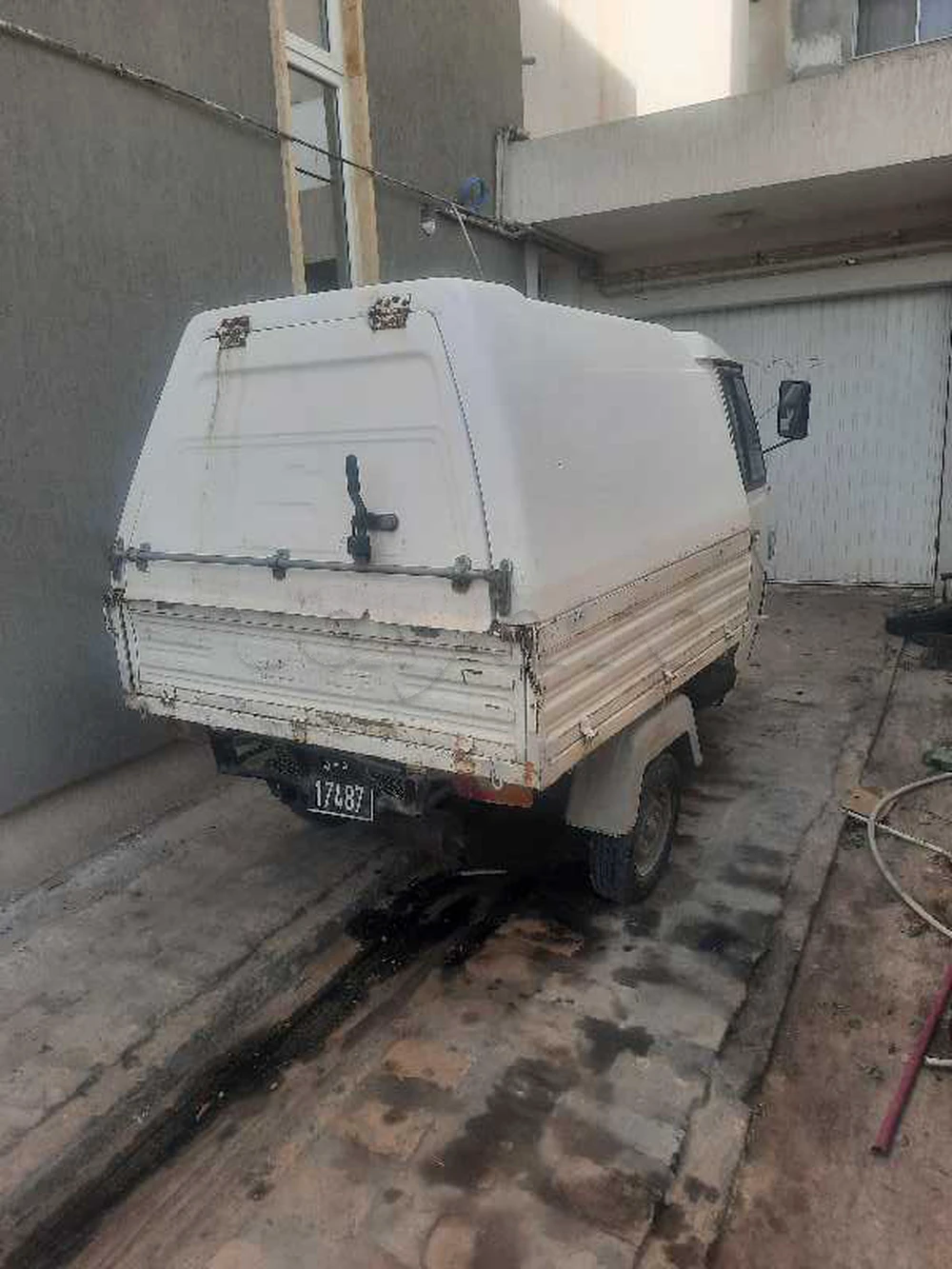Mahindra Hover