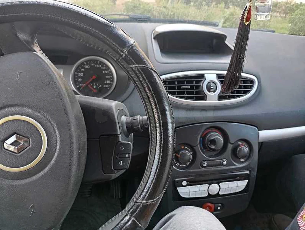 Carte voiture Renault Clio