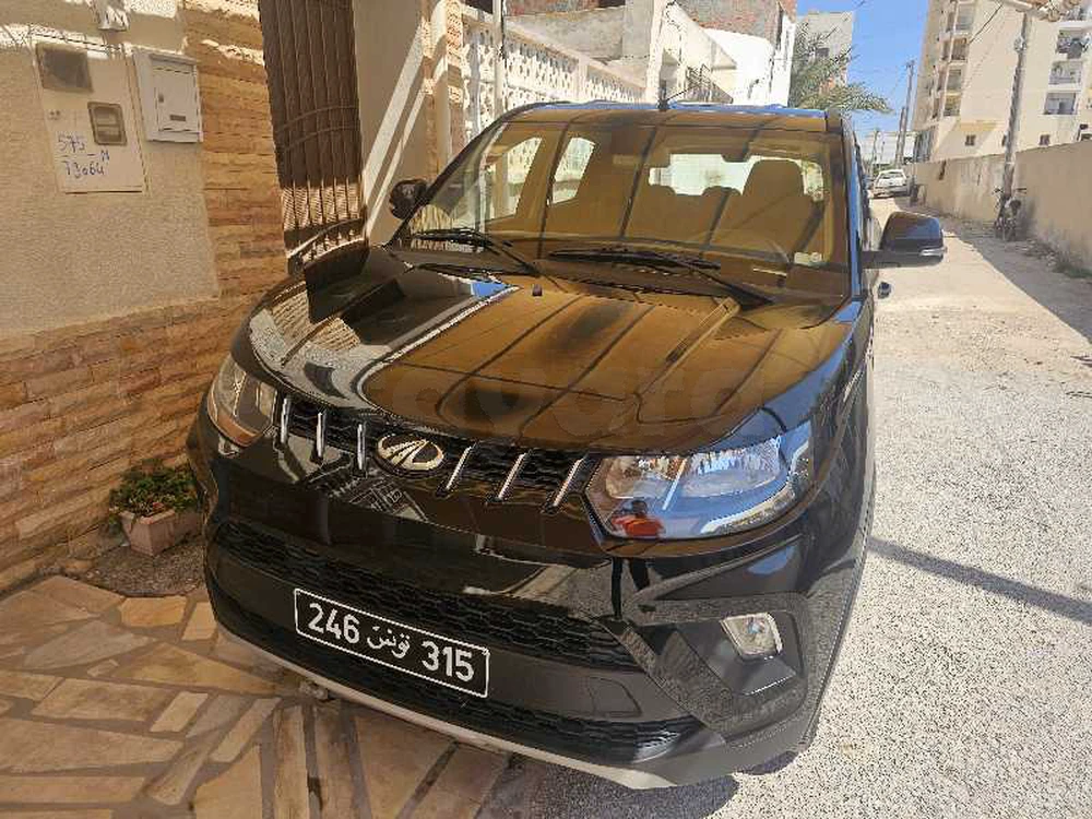 Mahindra Hover