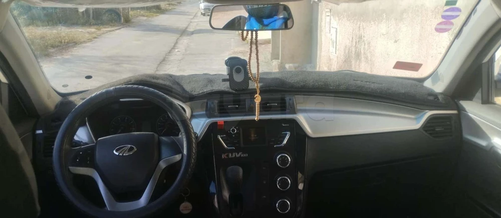 Mahindra Hover