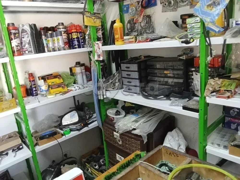 Pièces de vélo et de moto à vendre