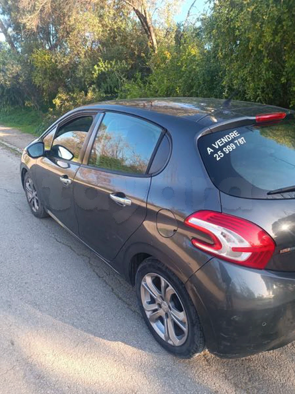 Carte voiture Peugeot 208