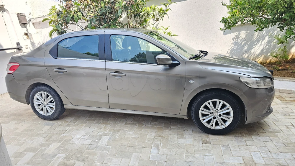 Carte voiture Peugeot 301