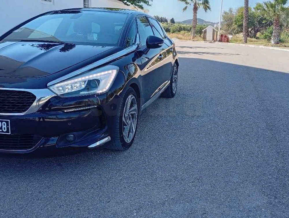 Citroen DS5