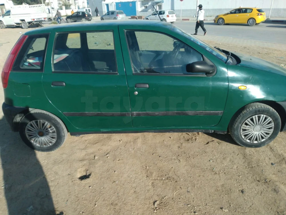 Carte voiture Fiat Punto