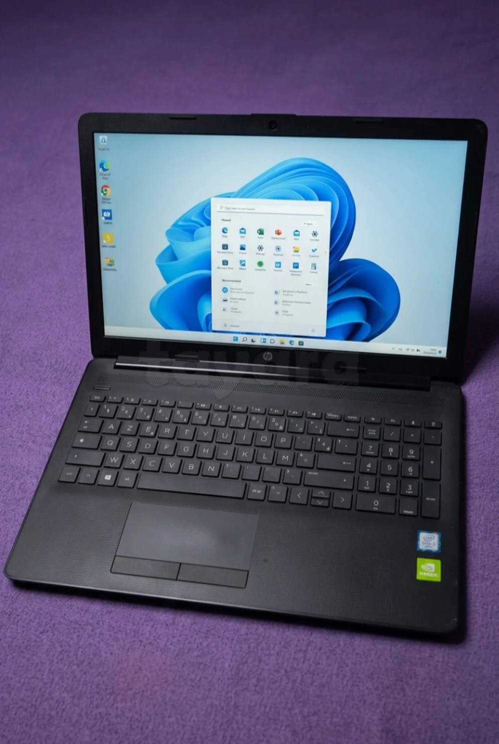 A Vendre PC Portable HP 15 - Intel i3 / NVIDIA GeForce / Bon État