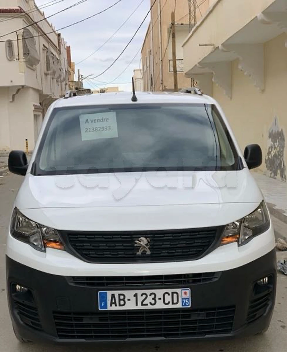 Carte voiture Peugeot Partner