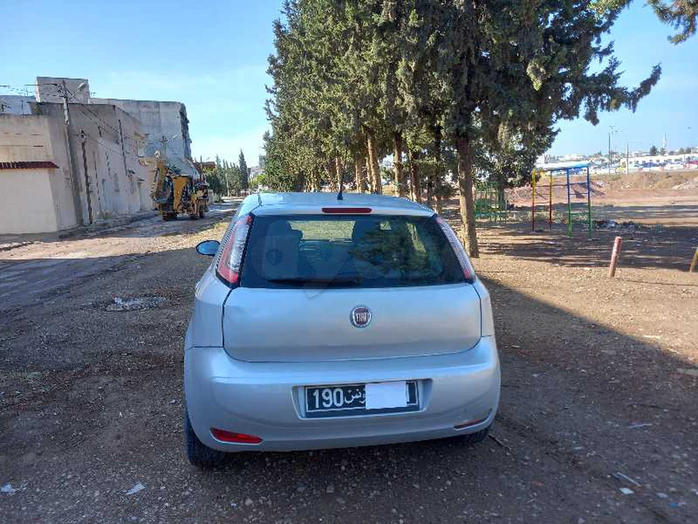 Carte voiture Fiat Punto