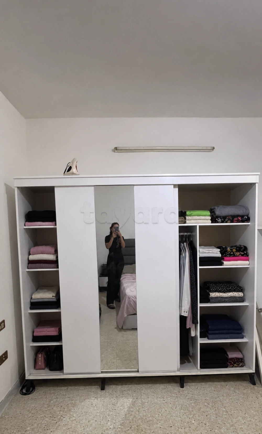 بيت نوم للبيع كاملة