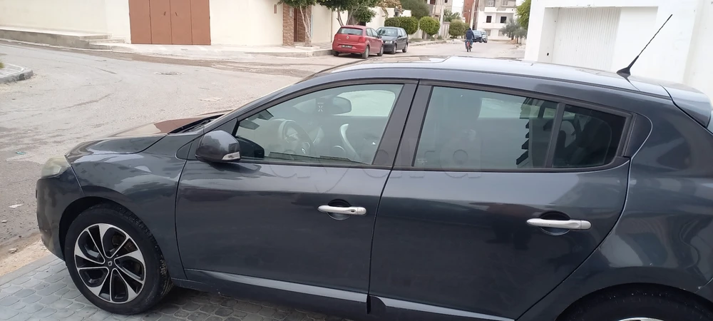 Carte voiture Renault Megane