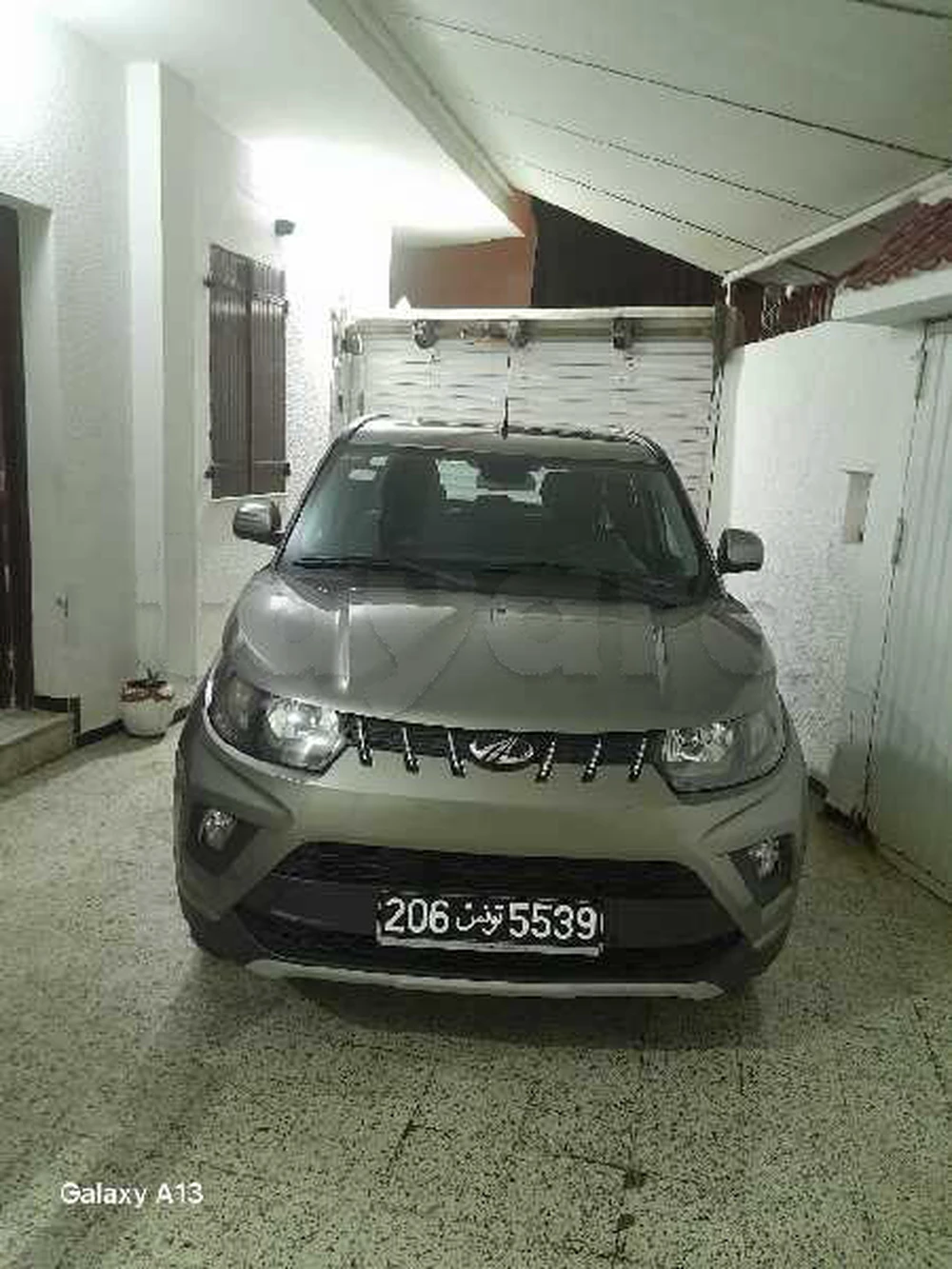 Carte voiture Mahindra Hover