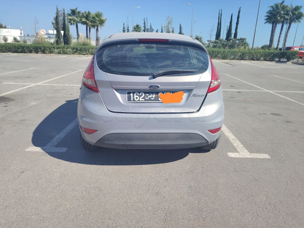 À vendre Ford fiesta