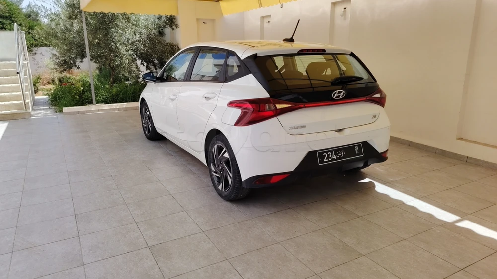 Hyundai i20
