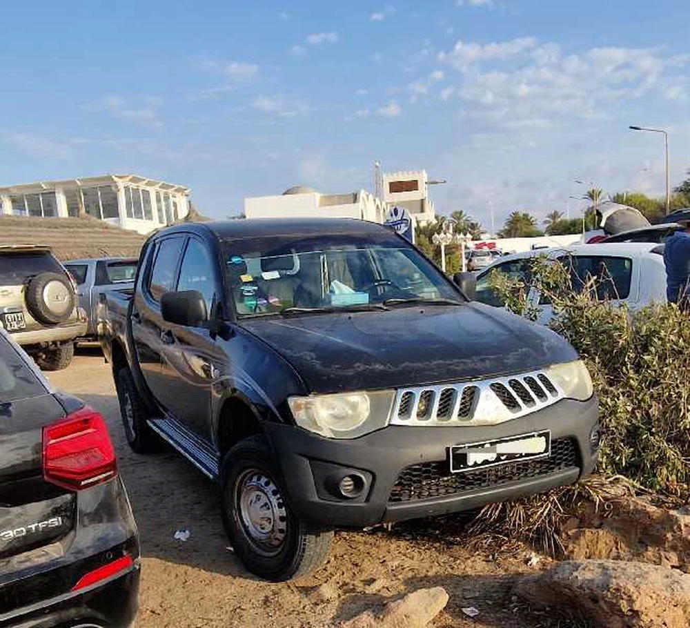 Mitsubishi L200