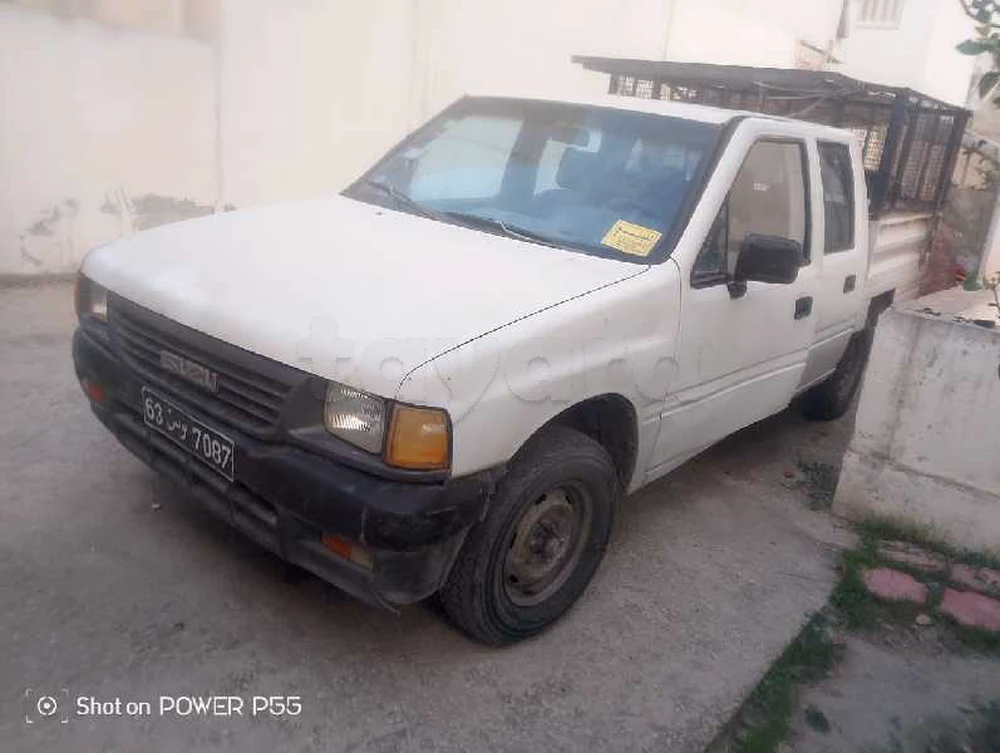 Carte voiture Isuzu D-Max