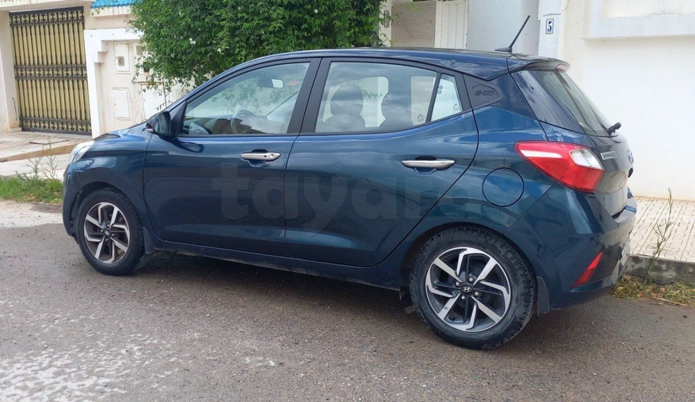 Carte voiture Hyundai i10