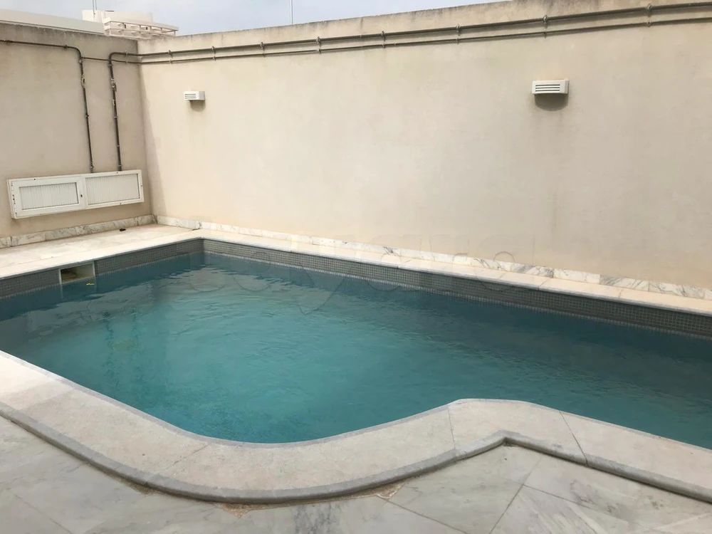 A Louer une belle villa S+5 à Lac 2