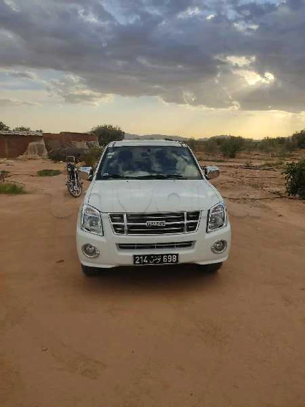 Carte voiture Isuzu D-Max