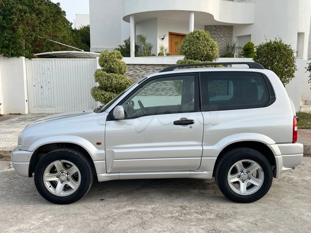 Carte voiture Suzuki Grand Vitara
