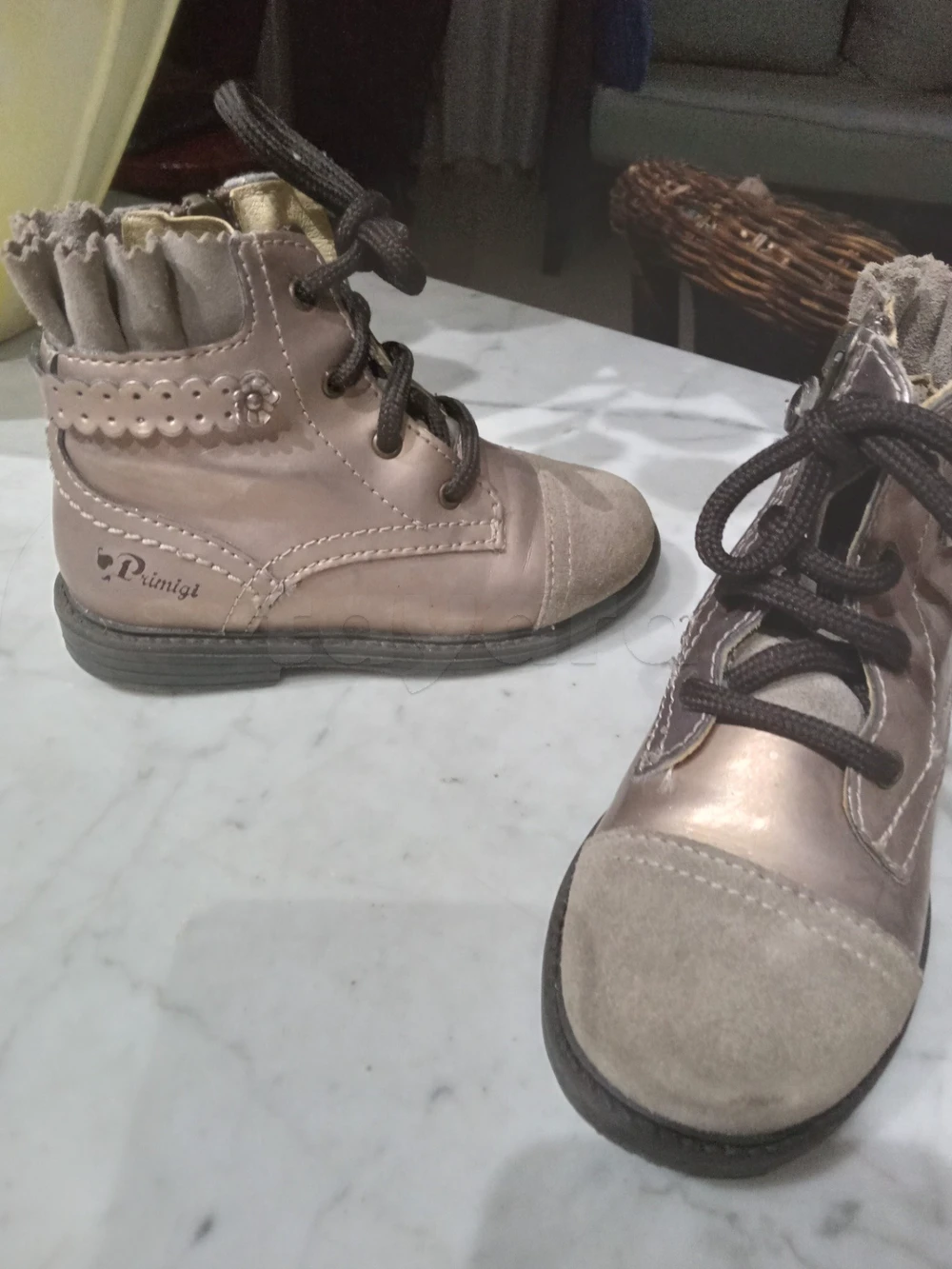 2 boots PRIMIGI
