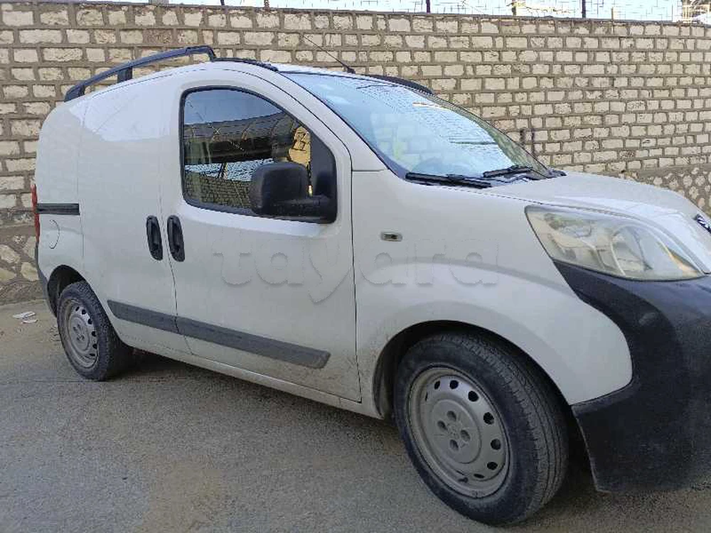 Carte voiture Peugeot Bipper