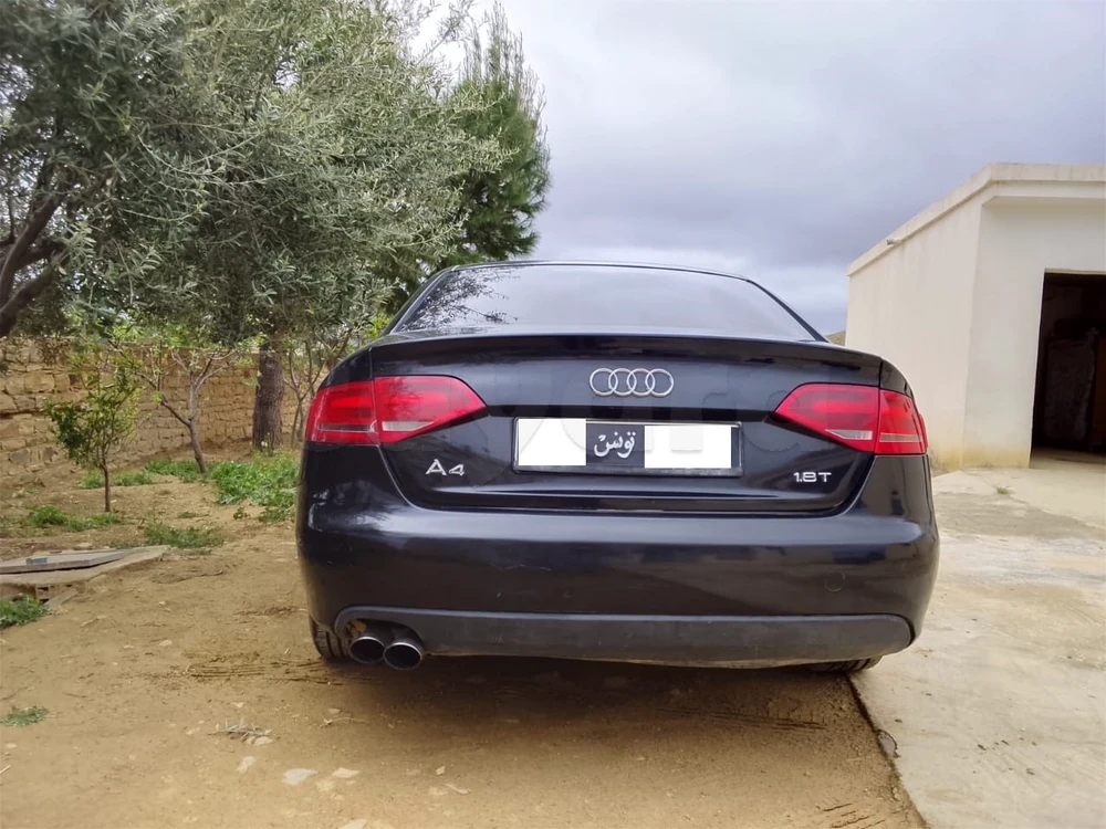 Carte voiture Audi A4