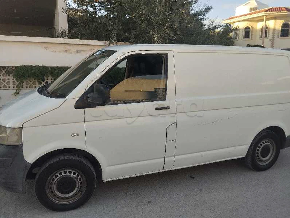 voiture commerciale vw T5