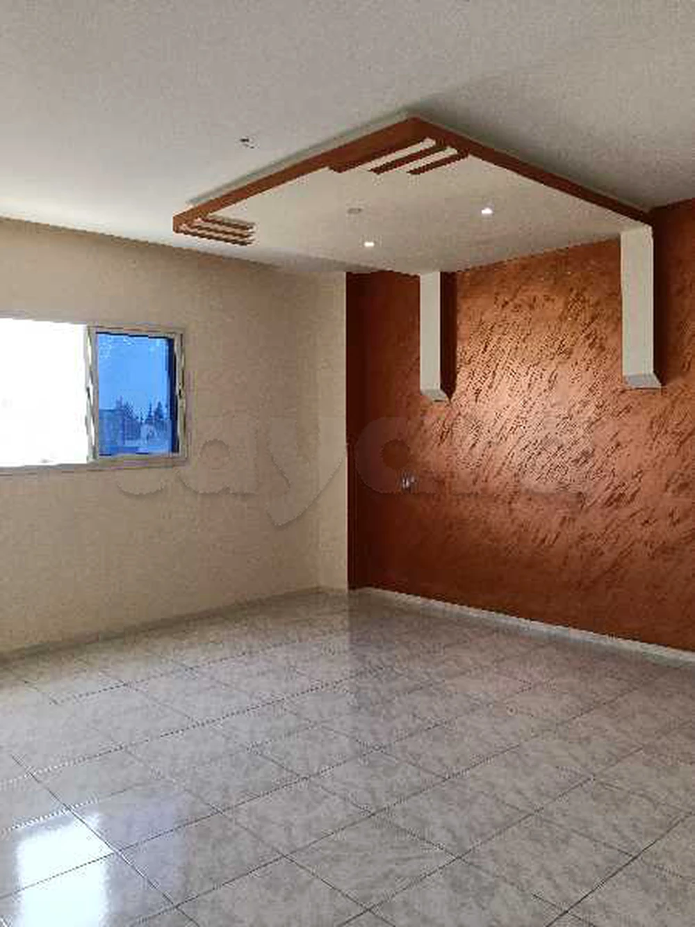 شقة بالطابق الثانى ثلاث غرف
