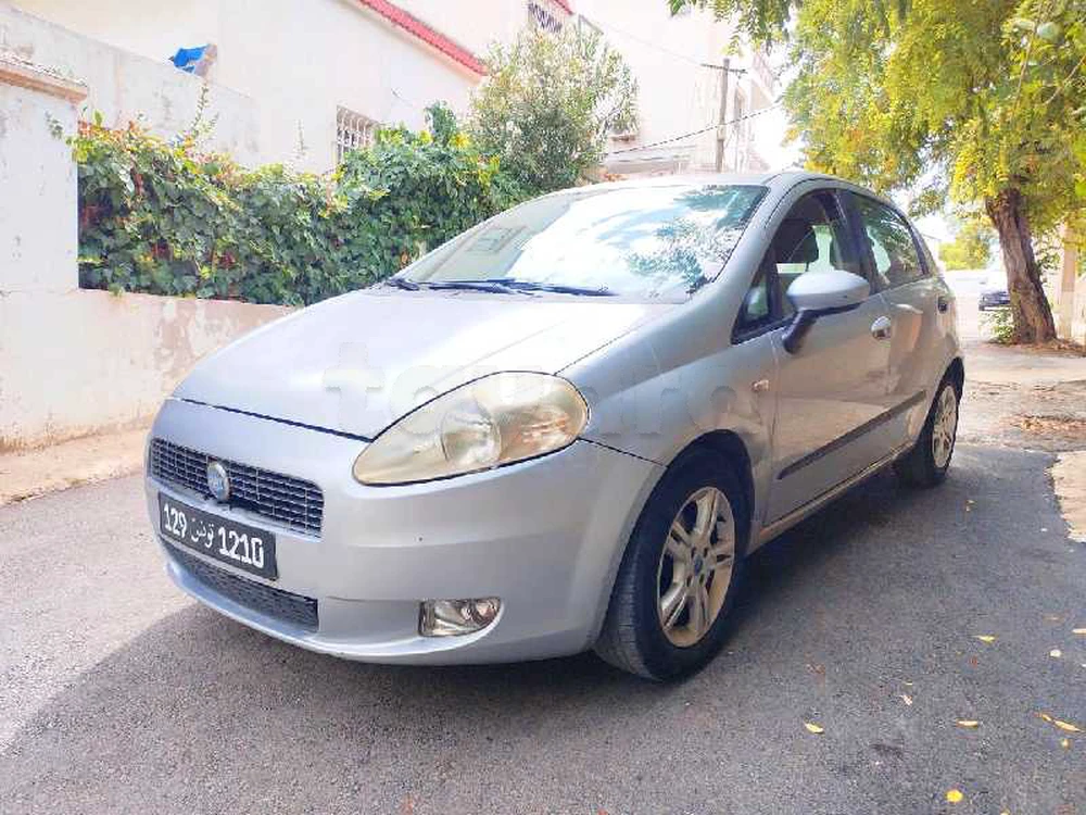 Carte voiture Fiat Punto