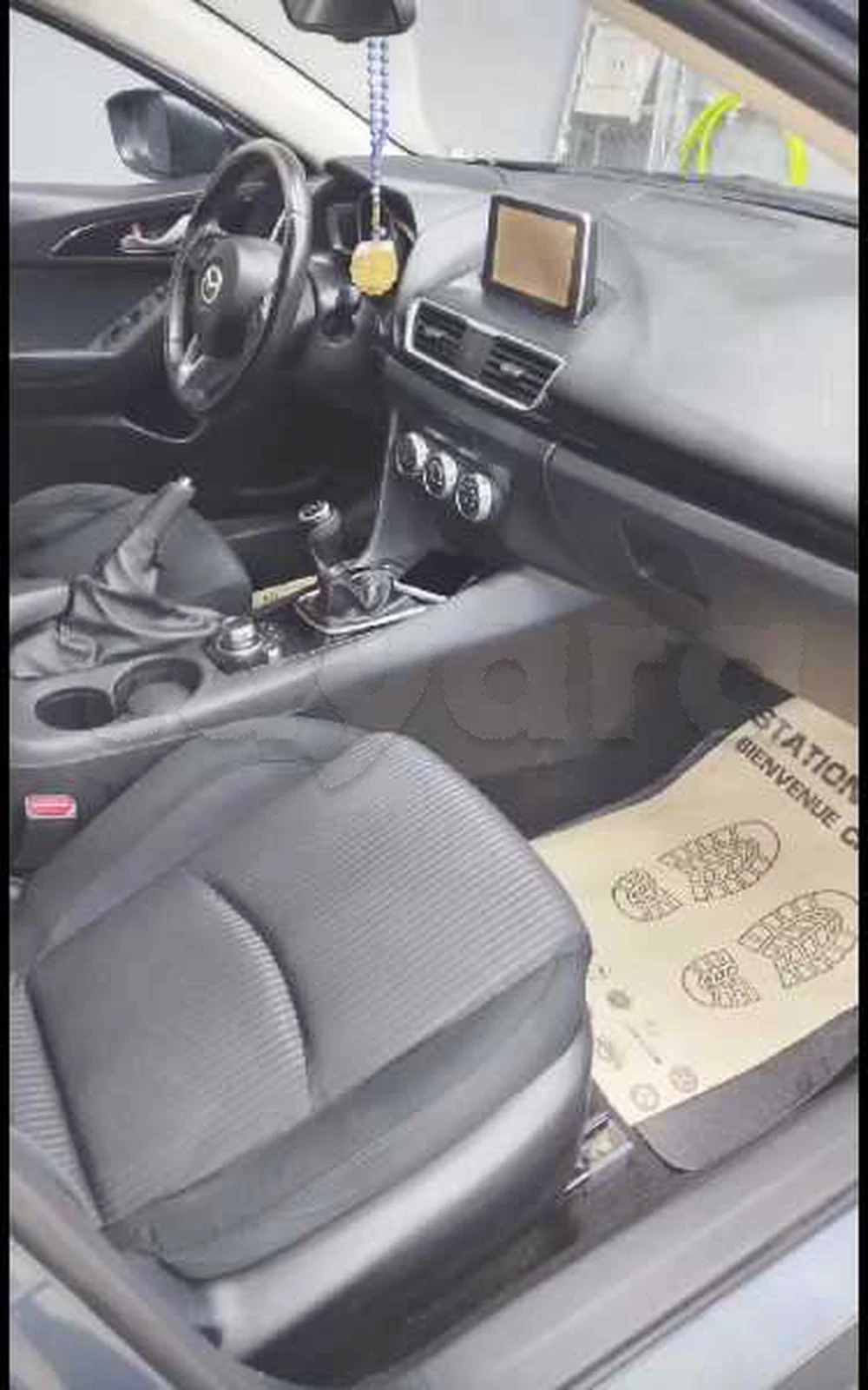 Carte voiture Mazda 3