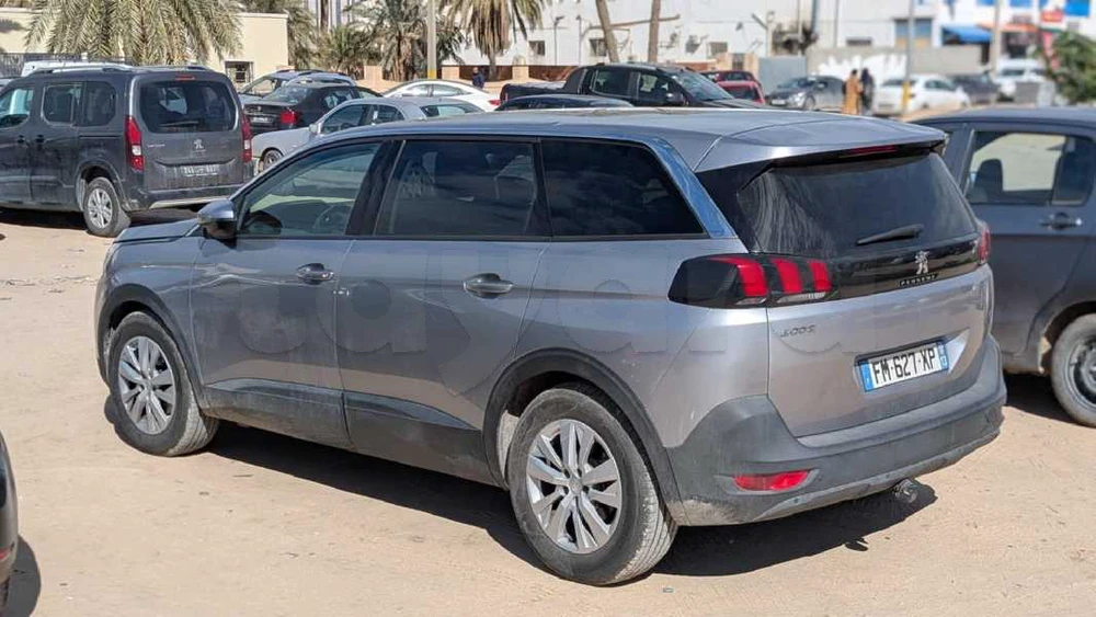 Peugeot 5008