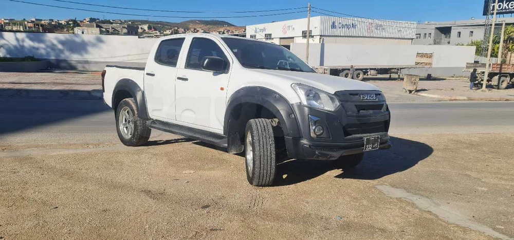 Carte voiture Isuzu D-Max