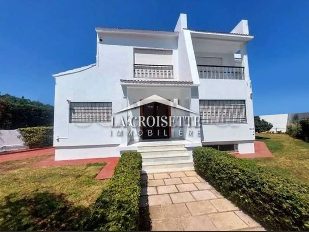 Villa S+5 à louer à La Marsa MVL0217