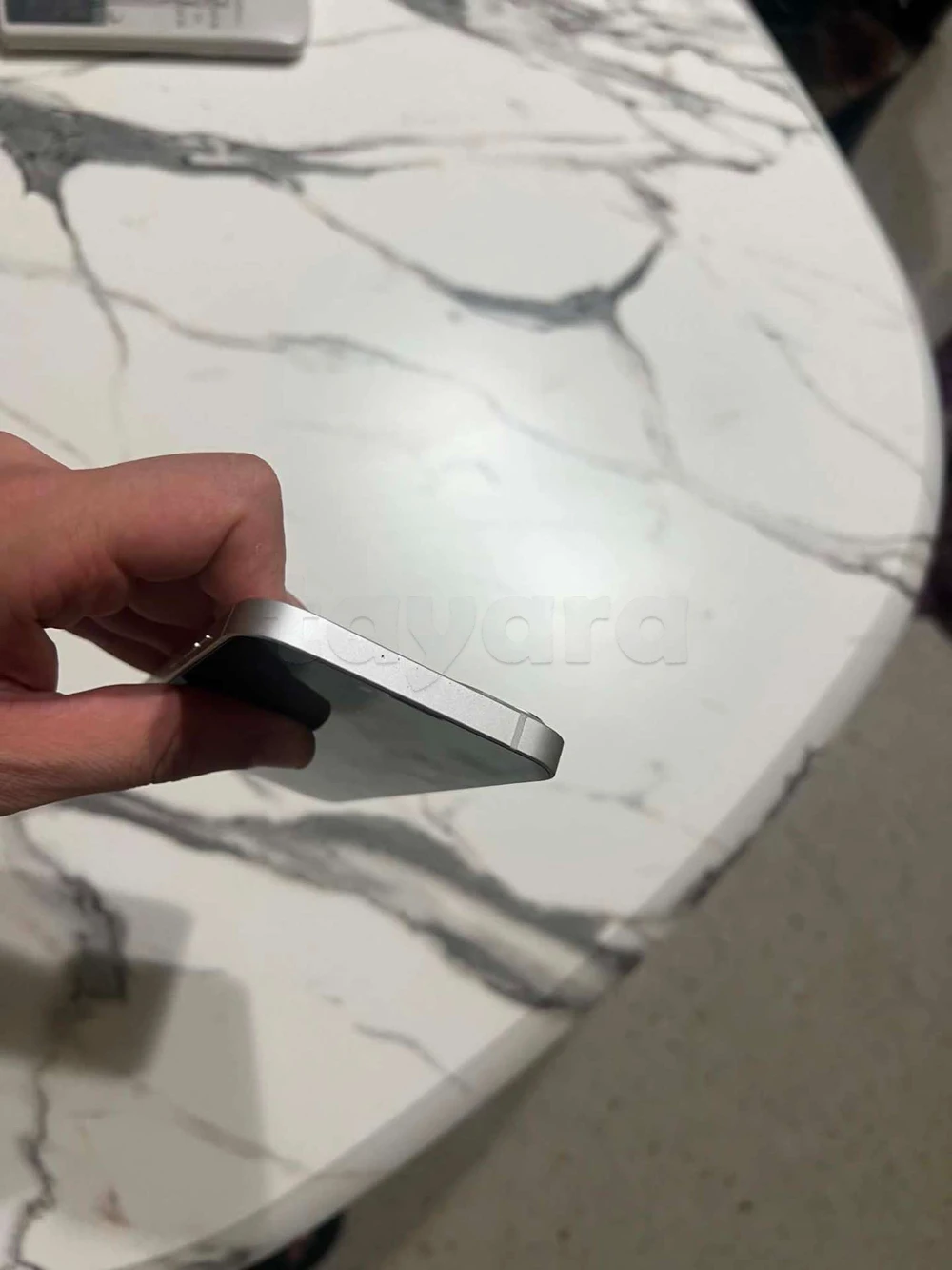 A vendre iphone 13 blanc 128