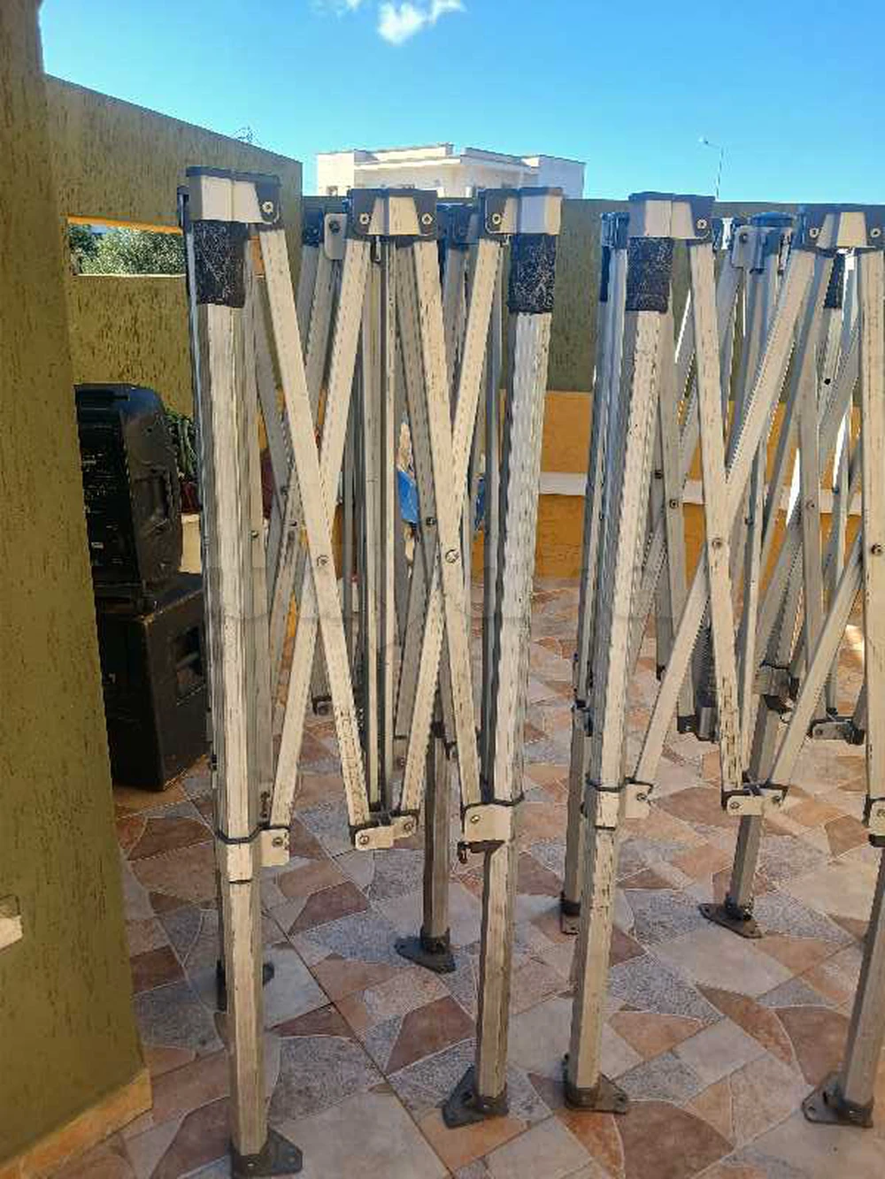 trois tentes aluminium