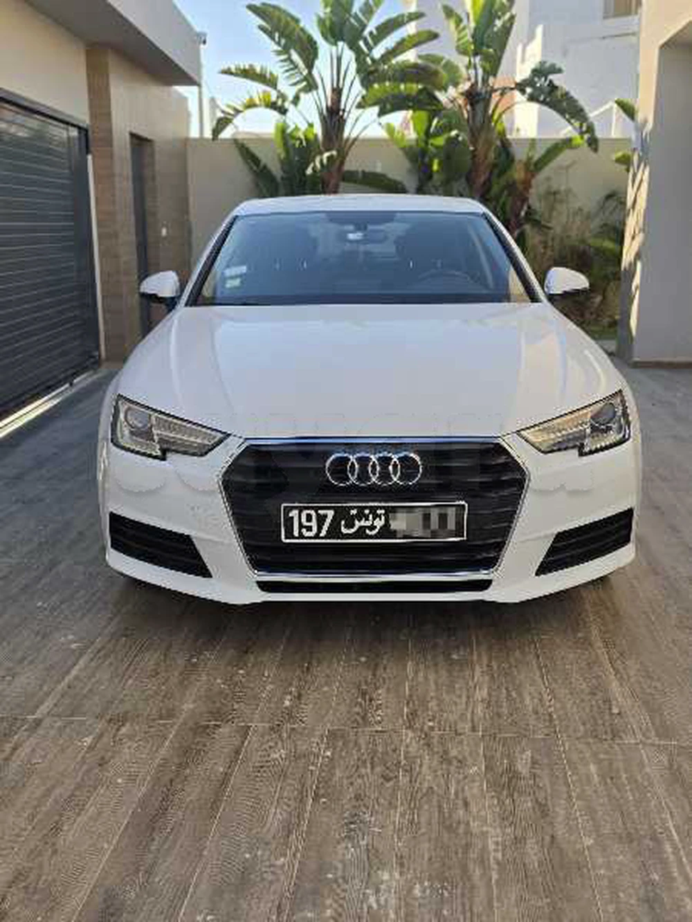 Carte voiture Audi A4