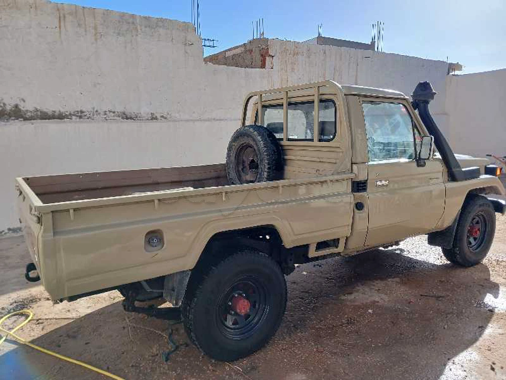 Carte voiture Toyota Land Cruiser