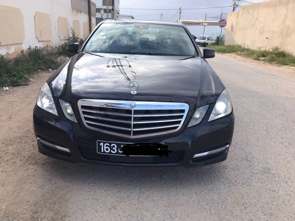 Carte voiture Mercedes-Benz Classe E